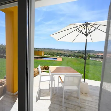 Κατάλυμα σε φάρμα Treegarden *